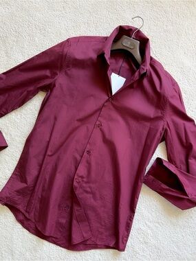 NWT✨$795 Balenciaga made in Italy Burgundy Long-Sleeve Dress Shirt sz 41 Medium
